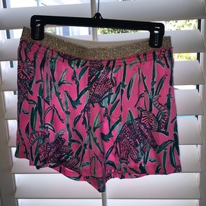 NWOT LILLY PULITZER SILK ELEPHANT SHORTS M PINK GREEN